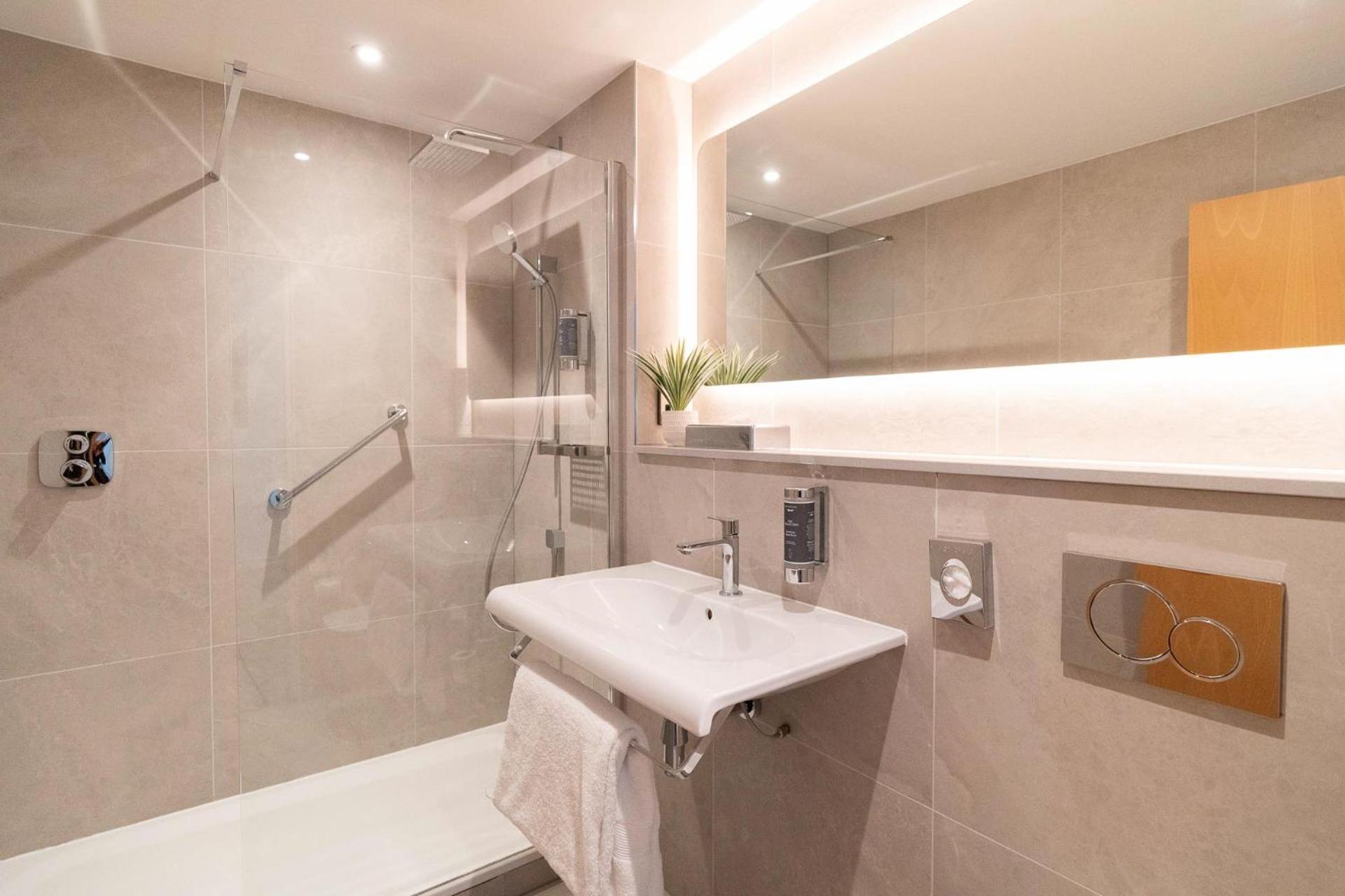 Premier Suites Edinburgh Fountain Court Экстерьер фото
